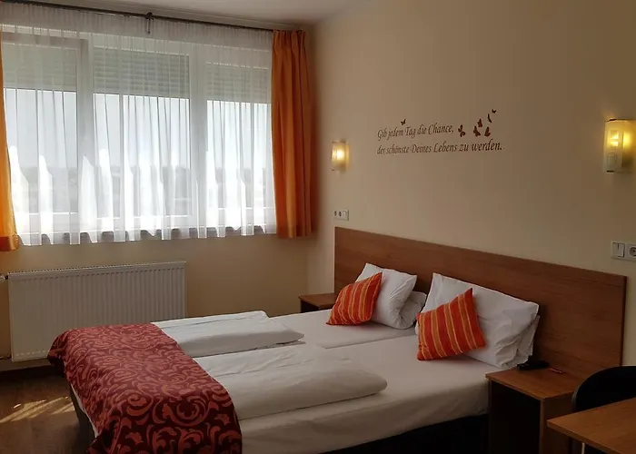 Dream Regensburg Ost 3* Тегернхайм