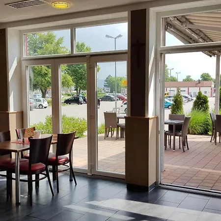 Otel Dream Regensburg Ost Tegernheim