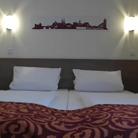 Dream Regensburg Ost מלון 3*