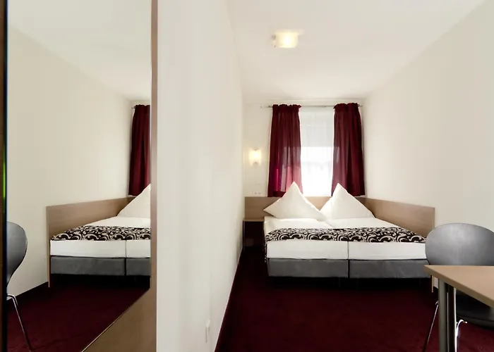 Dream Regensburg Ost Hotel 3*